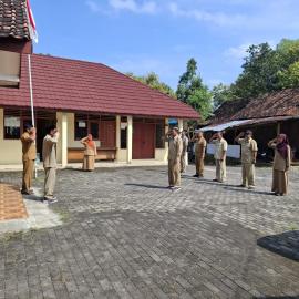 Apel Pagi Rutin Pamong Kalurahan Giricahyo